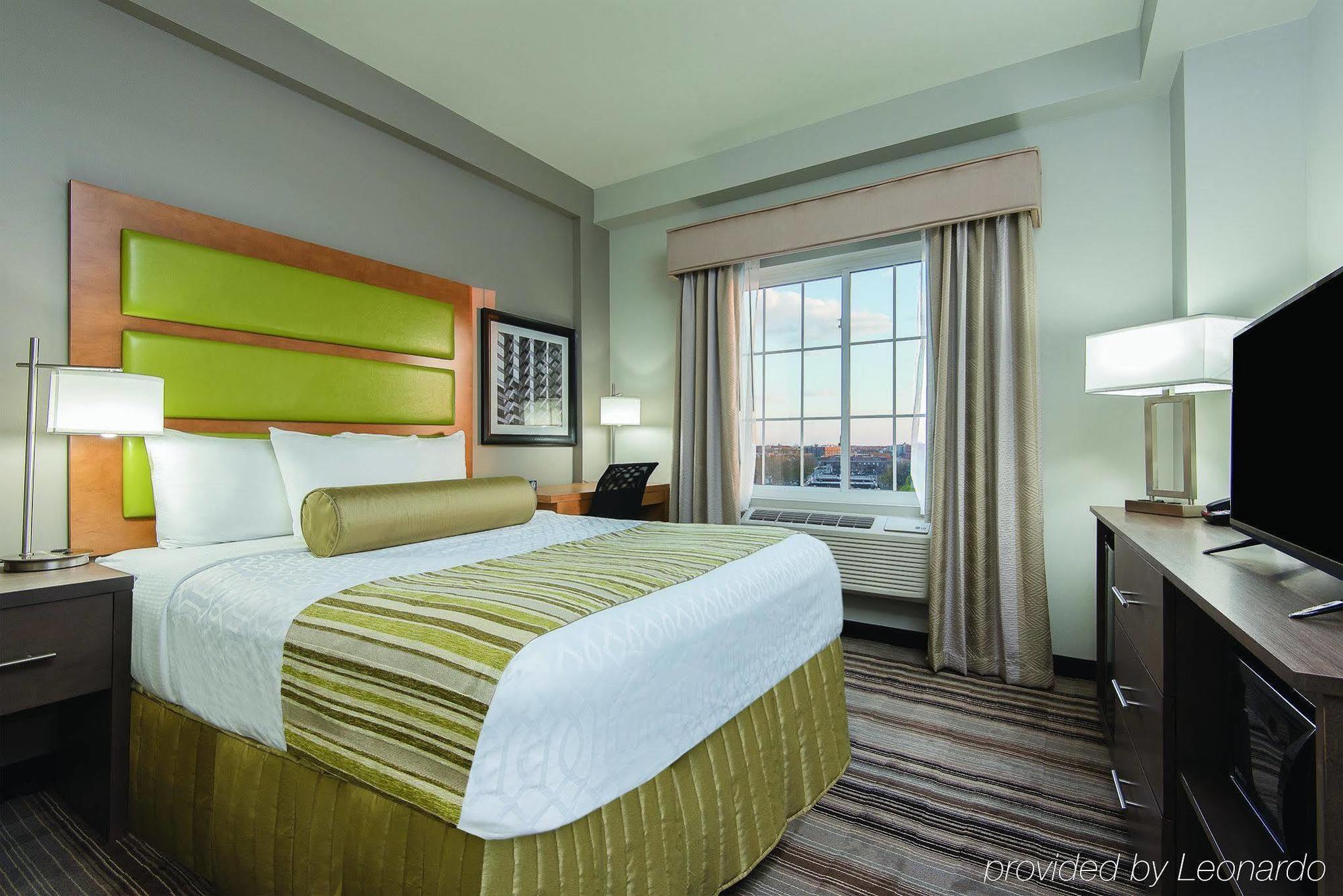 La Quinta By Wyndham Brooklyn East Hotel นิวยอร์ก ภายนอก รูปภาพ