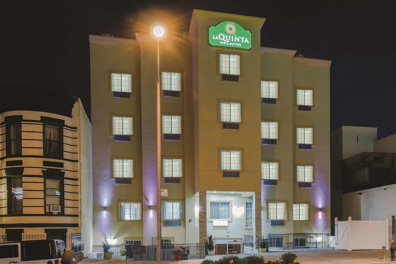 La Quinta By Wyndham Brooklyn East Hotel นิวยอร์ก ภายนอก รูปภาพ